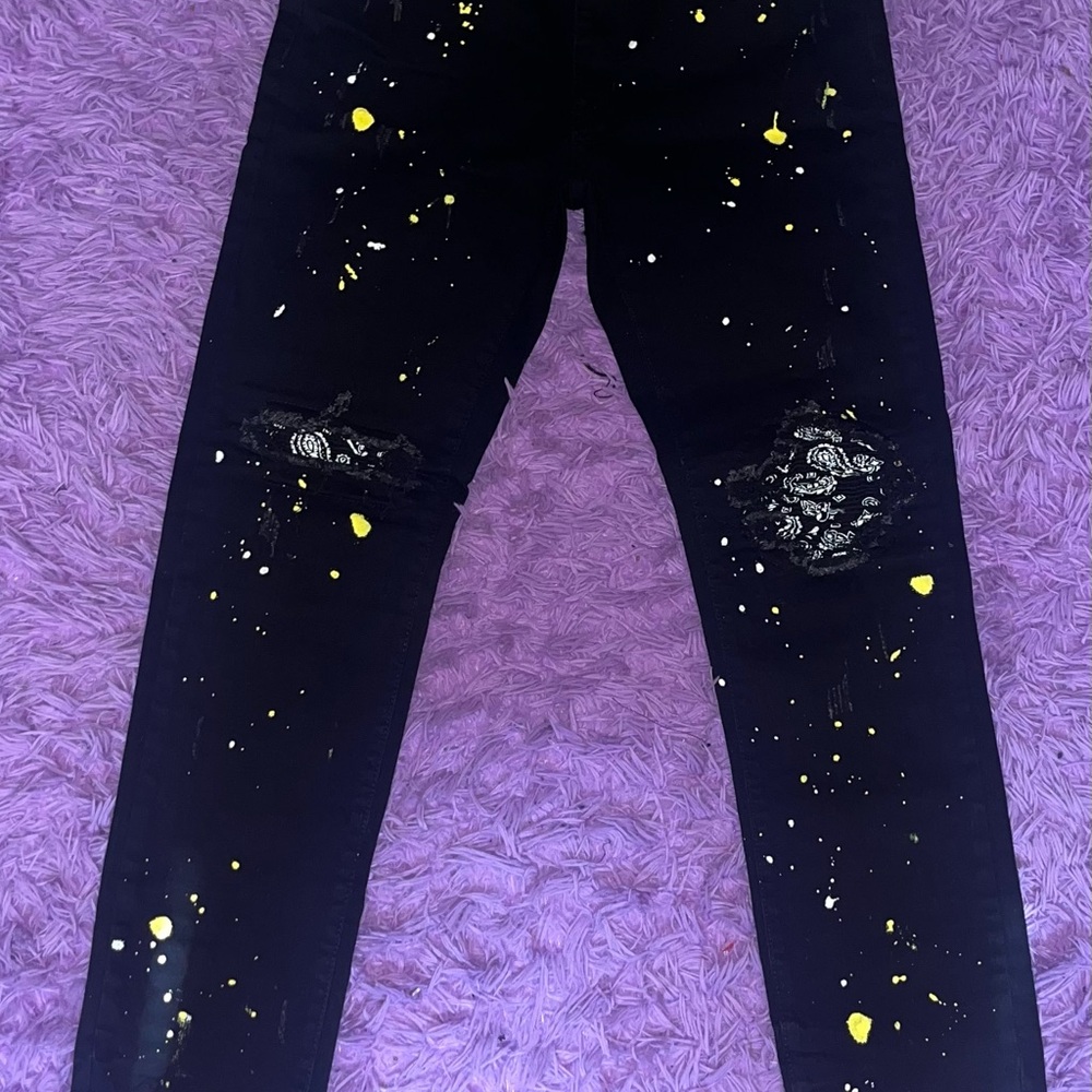 Stylish Black and Yellow Splatter Skinny Jeans